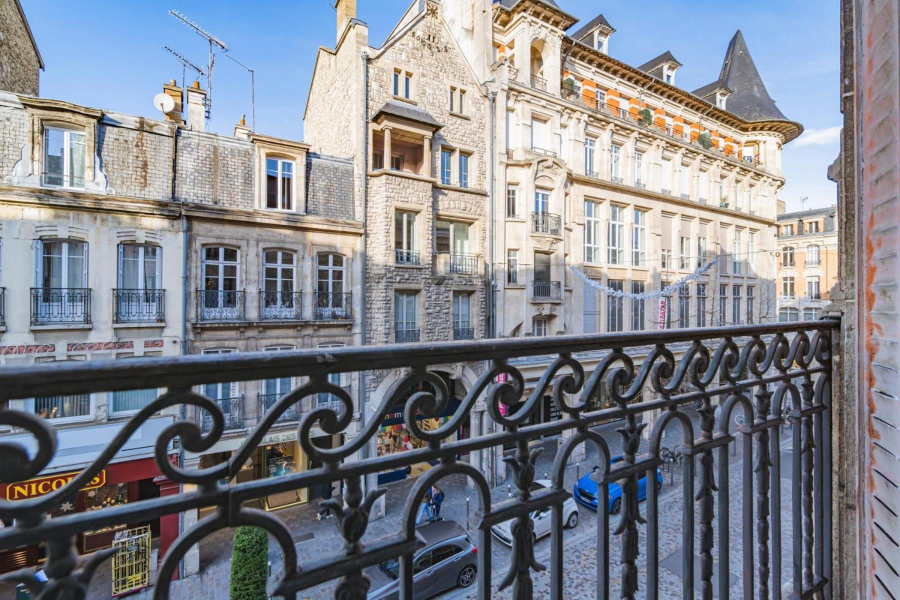 Champagne Central - Exceptionnel 3 Chambres Reims Luaran gambar